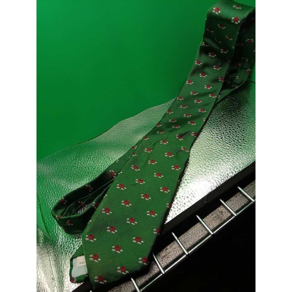 7UP the spot green tie